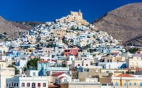 Ano Syros Marvellous Oven